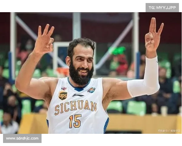 哈达迪为何决定继续征战赛场坚持到底背后的动力与选择分析 哈达迪为何决定继续征战赛场坚持到底背后的动力与选择分析